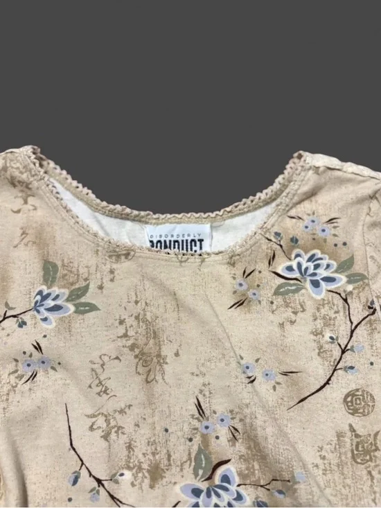 VTG Disorderly Conduct Y2K Floral Calligraphy Lettuce Edge Top - Picture 2 of 4